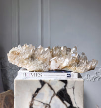 이미지를 갤러리 뷰어에 로드 , Large Golden Himalayan Quartz Cluster with Chlorite Inclusion - 6.62kg #443