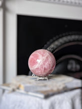 이미지를 갤러리 뷰어에 로드 , Large Rose Quartz Sphere - 2.76kg #4