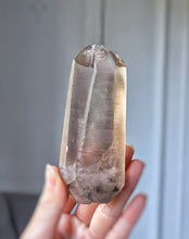 画像をギャラリービューアに読み込む, Smoky Lemurian Seed Quartz - 195g #358
