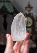 Cargar imagen en el visor de la galería, Lemurian Seed Clear Quartz - 186g #341