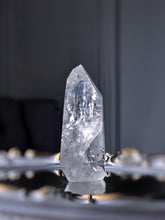 將圖片載入圖庫檢視器 High Grade Clear Quartz Tower - 440g #336