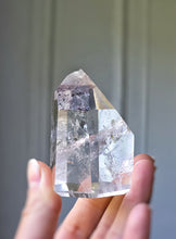將圖片載入圖庫檢視器 30% OFF | Clear Quartz Tower / Point with Mica Inclusion - small 127g #326 (chipped)
