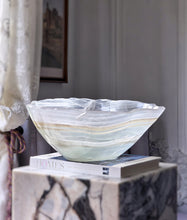 Load image into Gallery viewer, High Grade - Large Mexican Onyx Bowl - 3.9kg #329