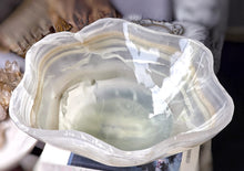 Load image into Gallery viewer, High Grade - Large Mexican Onyx Bowl - 3.9kg #329