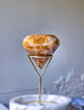 將圖片載入圖庫檢視器 Golden Healer Diamond Shaped on Gold Stand #430