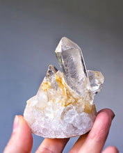 Load image into Gallery viewer, Golden Healer Quartz Cluster - small 123g #134