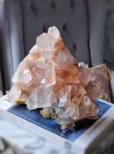 이미지를 갤러리 뷰어에 로드 , Large Pink Himalayan Quartz Cluster - 5.6kg #481