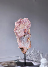 Cargar imagen en el visor de la galería, Pink Amethyst on Black Stand - 1.1kg #71