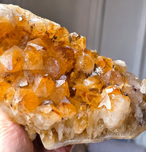 將圖片載入圖庫檢視器 Citrine Quartz Cluster - 1.68kg #414