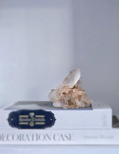 將圖片載入圖庫檢視器 Peach Himalayan Quartz Cluster - 152g #528
