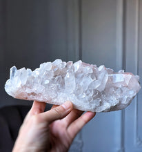 画像をギャラリービューアに読み込む, Himalayan Quartz Cluster - 732g #537