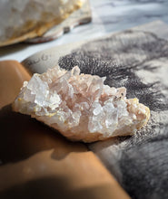 이미지를 갤러리 뷰어에 로드 , Pink Himalayan Quartz Cluster - 925g #545