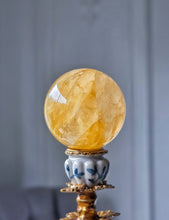 이미지를 갤러리 뷰어에 로드 , Golden Healer Quartz Sphere - 372g #85
