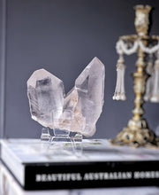 画像をギャラリービューアに読み込む, Himalayan Quartz Cluster on Clear Stand - 637g #568