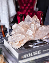Lade das Bild in den Galerie-Viewer, Large Peach Himalayan Quartz Cluster - 3.1kg #578