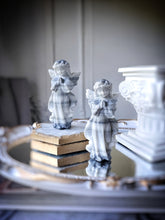 이미지를 갤러리 뷰어에 로드 , Zebra Onyx Angel Carving - small