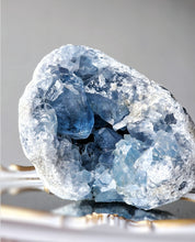 이미지를 갤러리 뷰어에 로드 , Celestite Geode Cluster - 3kg #123