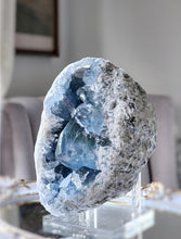 이미지를 갤러리 뷰어에 로드 , Celestite Geode Cluster / Egg -3.61kg #125