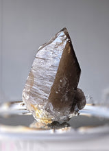 이미지를 갤러리 뷰어에 로드 , Smoky Citrine Quartz with Garnet Inclusion - 2.08kg #300