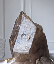 이미지를 갤러리 뷰어에 로드 , Smoky Citrine Quartz with Garnet Inclusion - 2.08kg #300