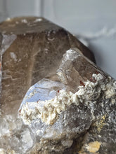 이미지를 갤러리 뷰어에 로드 , Smoky Citrine Quartz with Garnet Inclusion - 2.08kg #300