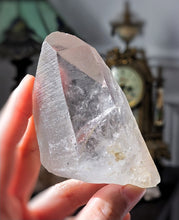 Cargar imagen en el visor de la galería, Lemurian Seed Clear Quartz - 186g #341