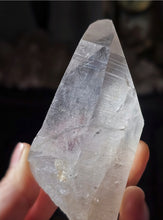 Cargar imagen en el visor de la galería, Lemurian Seed Clear Quartz - 186g #341