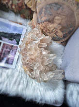 將圖片載入圖庫檢視器 High Grade - Large Himalayan Quartz Cluster - 11kg #477