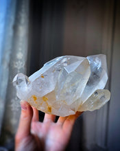 將圖片載入圖庫檢視器 Golden Healer Quartz Cluster - 1.16kg #127