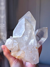 將圖片載入圖庫檢視器 Golden Healer Quartz Cluster - 1.16kg #127