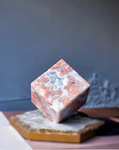 이미지를 갤러리 뷰어에 로드 , Druzy Pink & Blue Agate Cube - 185g #1