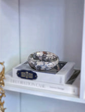 Cargar imagen en el visor de la galería, Black Flower Agate Bowl / Jewellery Bowl - small 350g #392