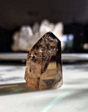 Lade das Bild in den Galerie-Viewer, Smoky Quartz Tower - small 137g #12