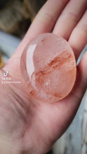 비디오를 갤러리 뷰어 Fire Quartz / Red Hematoid Palm Stone #222에 로드 및 재생