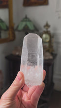 Cargar y reproducir el video en el visor de la galería, Lemurian Seed Clear Quartz - 152g #345