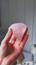 비디오를 갤러리 뷰어 Rose Quartz Diamond Shaped - 173g #138에 로드 및 재생