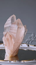 비디오를 갤러리 뷰어 Pink Himalayan Quartz Cluster - 1.65kg #469에 로드 및 재생