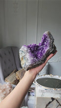 비디오를 갤러리 뷰어 Amethyst Cluster - 1.48kg #143에 로드 및 재생