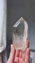 비디오를 갤러리 뷰어 Smoky Lemurian Seed Quartz - 230g #349에 로드 및 재생