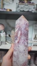 비디오를 갤러리 뷰어 High Grade Pink Amethyst Tower - 590g #043에 로드 및 재생