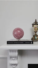 비디오를 갤러리 뷰어 Large Rose Quartz Sphere - 3.6kg #3에 로드 및 재생
