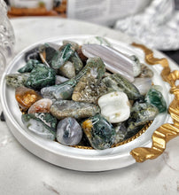 이미지를 갤러리 뷰어에 로드 , Moss Agate Tumbled Stones Pack