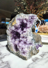 이미지를 갤러리 뷰어에 로드 , The Moon - Amethyst Flower Geode - 3.9kg