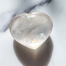 將圖片載入圖庫檢視器 Clear Quartz Heart ( Pick your own heart )
