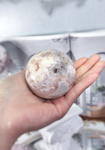 이미지를 갤러리 뷰어에 로드 , Pink Amethyst Flower Sphere - 256g #W4