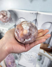 이미지를 갤러리 뷰어에 로드 , Amethyst Flower Agate Sphere - 423g #1