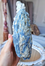 이미지를 갤러리 뷰어에 로드 , Blue Kyanite & Matrix - 1.35kg #10