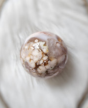 이미지를 갤러리 뷰어에 로드 , Flower Agate Sphere - 615g #98