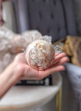 이미지를 갤러리 뷰어에 로드 , Flower Agate Sphere - 615g #98