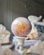 이미지를 갤러리 뷰어에 로드 , Pink Amethyst Sphere - 612g #149